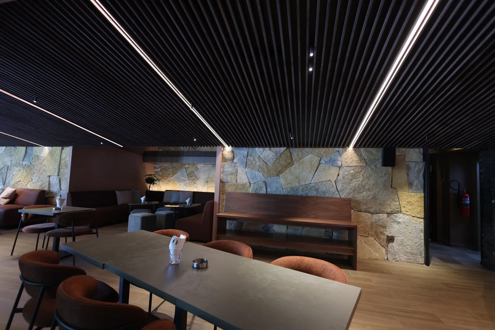 Iglu Restaurant – Mzaar — site photograph