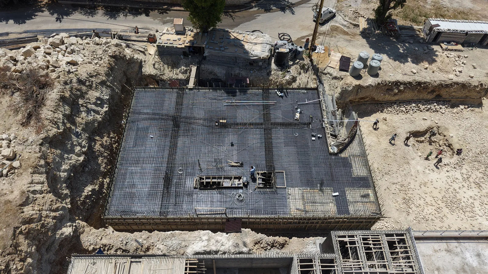 Tilal El Aasal –
Kfardebian 13624 — site photograph