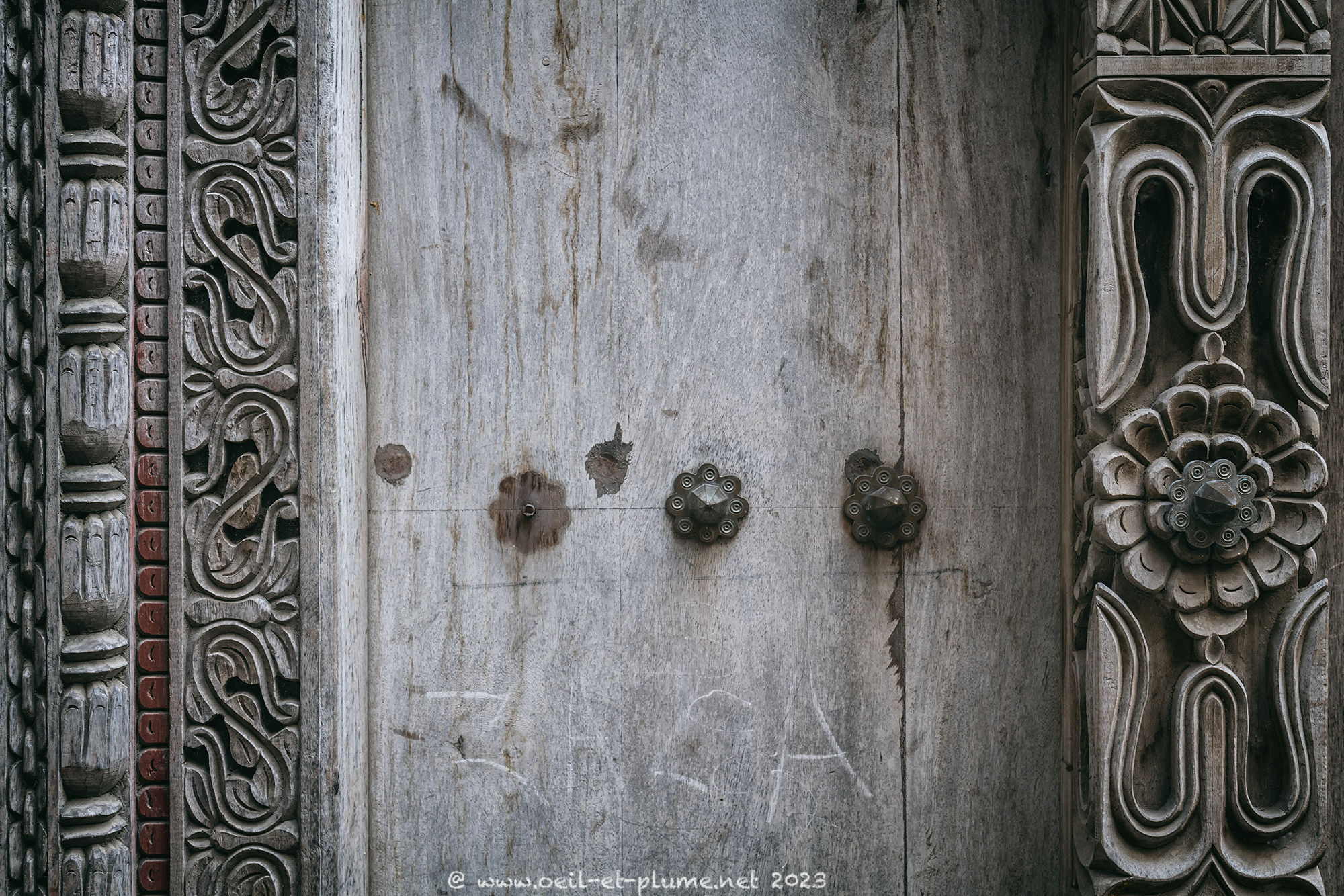 Zanzibar Stories & History: The Arab Doors of Stone Town