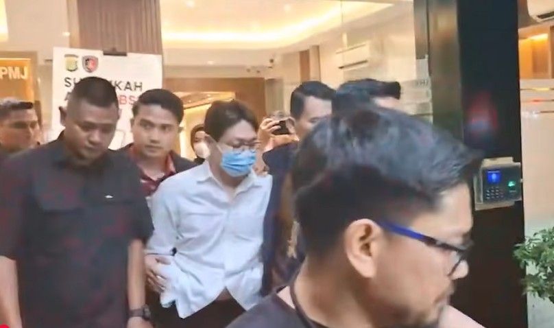 Live TikTok Saat Dipanggil Polisi, Richard Lee Kini Berakhir di Tahanan