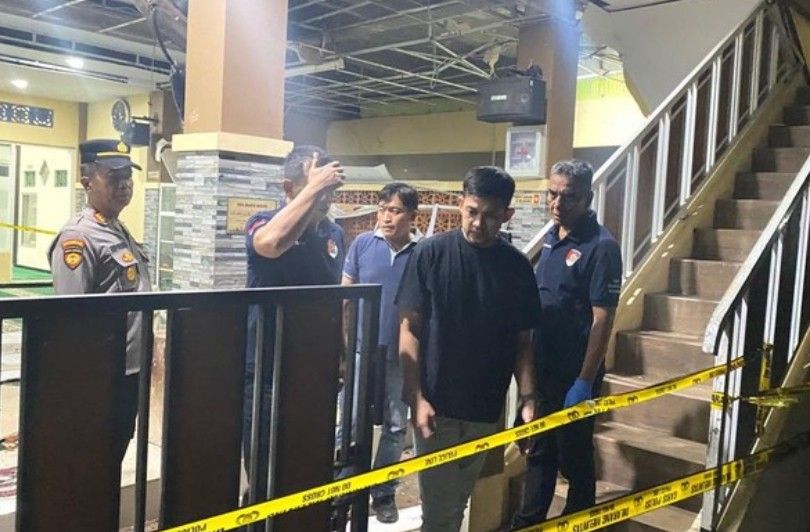 Ledakan Saat Tarawih Gegerkan Masjid di Jember, Satu Jemaah Dilarikan ke Rumah Sakit