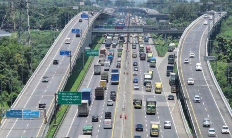 Arus Mudik Lebaran 2026 Mulai Padat, Contraflow dan One Way Diberlakukan di Tol Trans Jawa