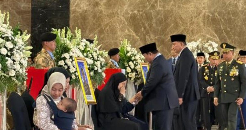 Di Balik Peti Merah Putih: Air Mata Keluarga Mengiringi Kepulangan Tiga Penjaga Perdamaian