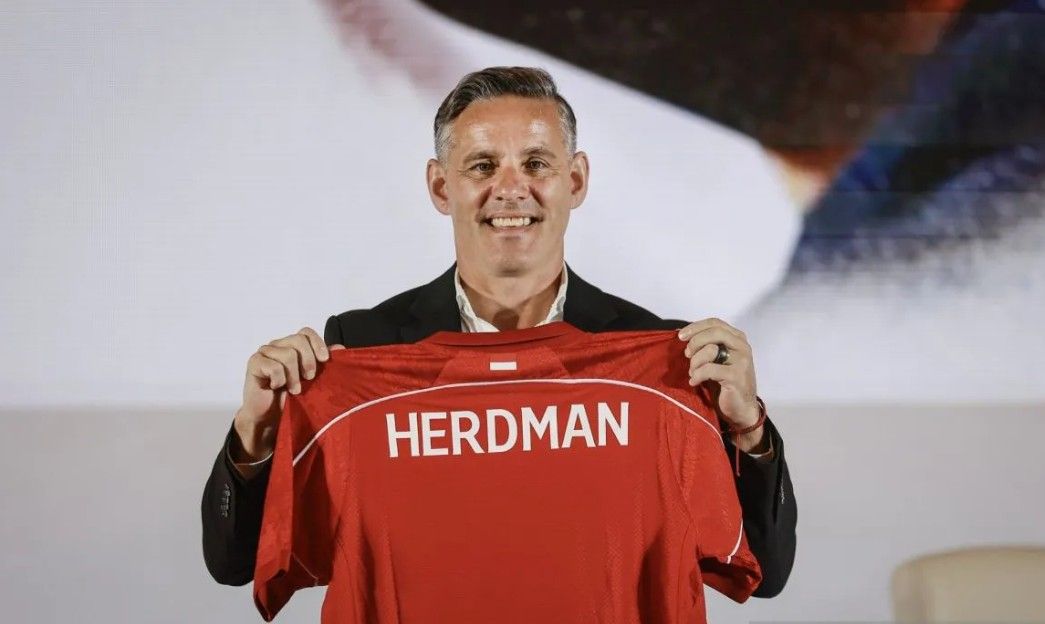 Dari Ruang Rapat ke Masa Depan Garuda: Herdman Bicara Akar Kekuatan Timnas