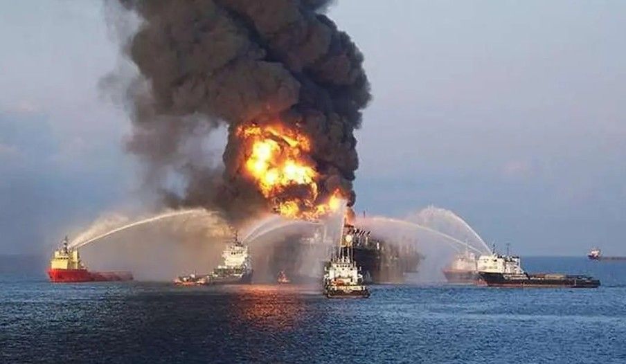 Tumbal Efisiensi Berujung Neraka: Mengenang 16 Tahun Petaka Kelam Deepwater Horizon di Teluk Meksiko