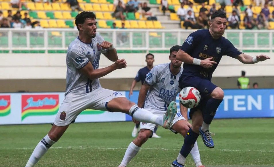 Badai Telah Berlalu: Tiga Gol Magis di Banten Selamatkan Persijap Jepara dari Jerat Degradasi