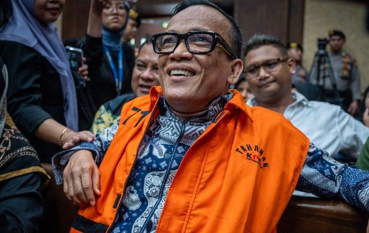 Gentleman di Kursi Pesakitan: Akui Dosa Sejak Awal, Eks Wamenaker Noel Pasrah Divonis 4,5 Tahun Penjara