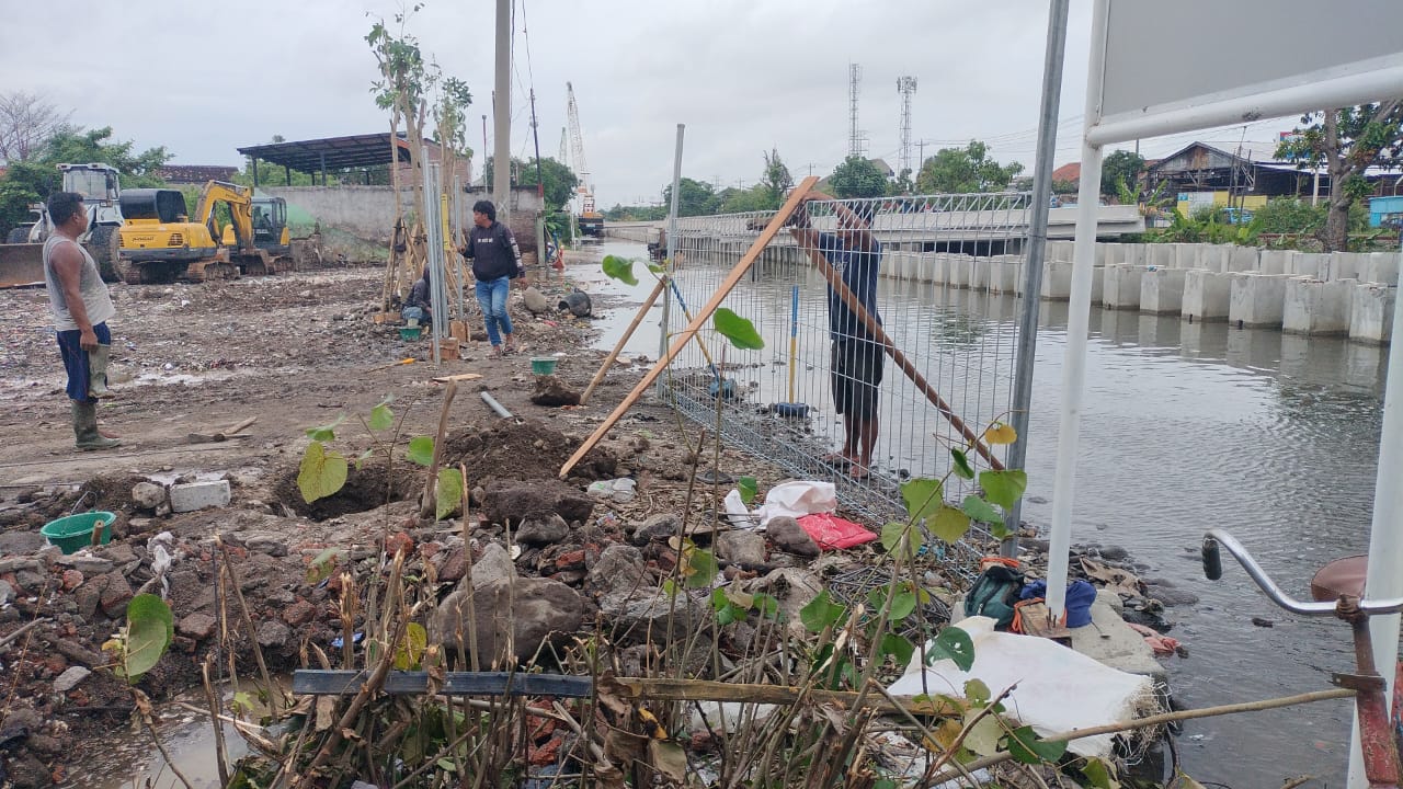 TPS Muktiharjo Kidul Kini Kembali Bersih