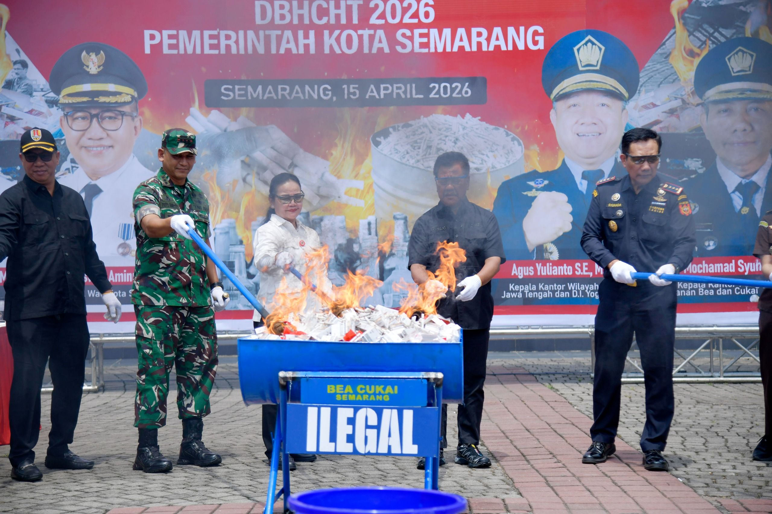 Bersama Bea Cukai, Pemkot Semarang Musnahkan Jutaan Rokok Ilegal dan Ribuan Minumal Beralkohol