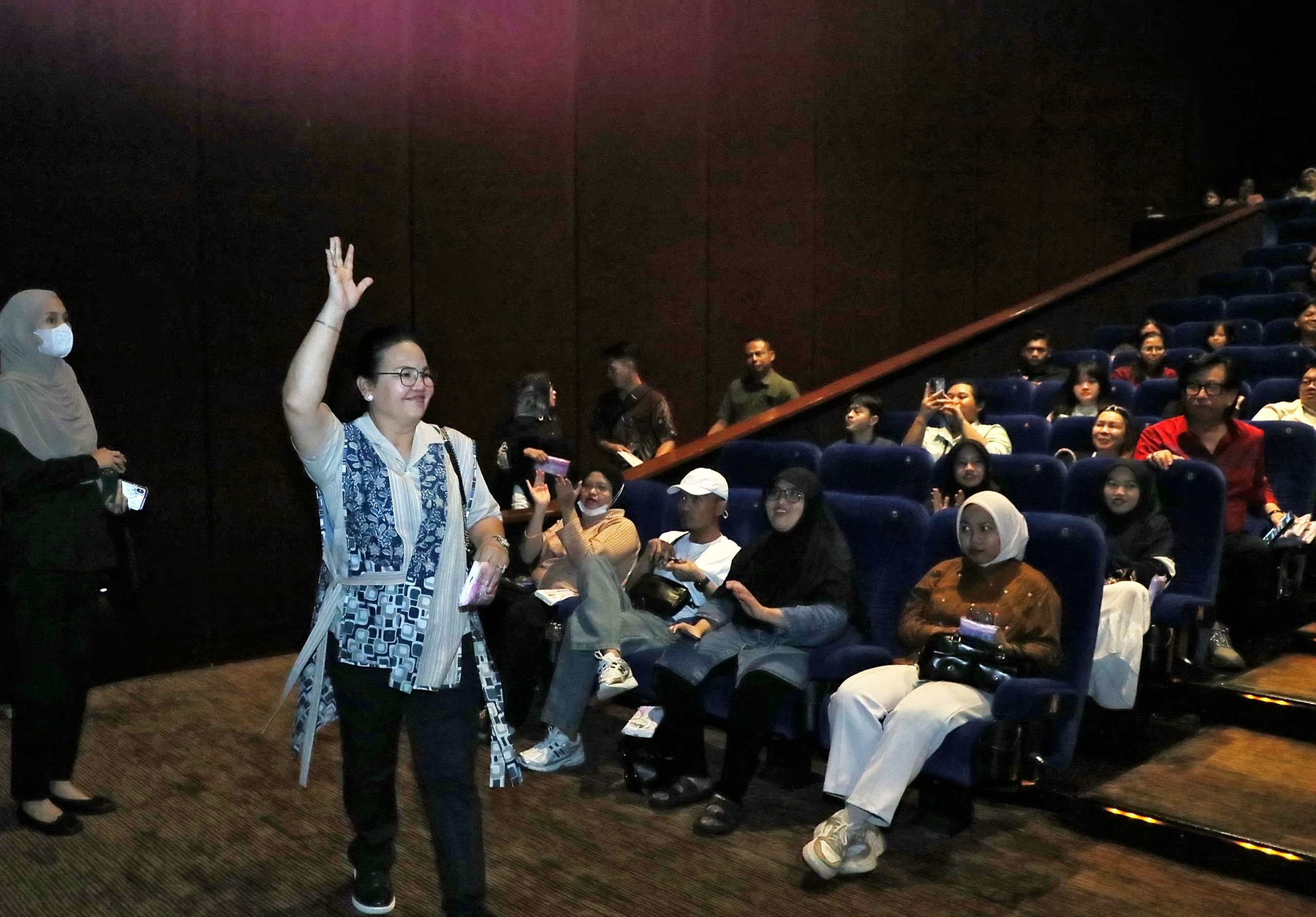 Lewat Nobar Gala Premiere 