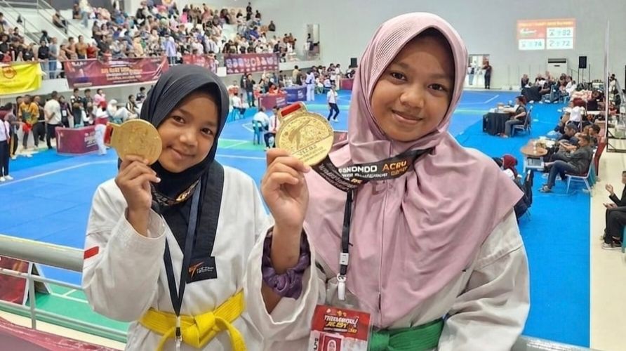 Kakak Beradik Rebut Emas di Hari Kedua Taekwondo Aceh Student Championship 2.0