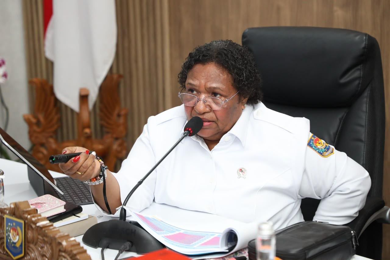Wamendagri Ribka Haluk Pastikan Pemerintah Tangani Dugaan Keracunan Makanan di Kabupaten Jayapura