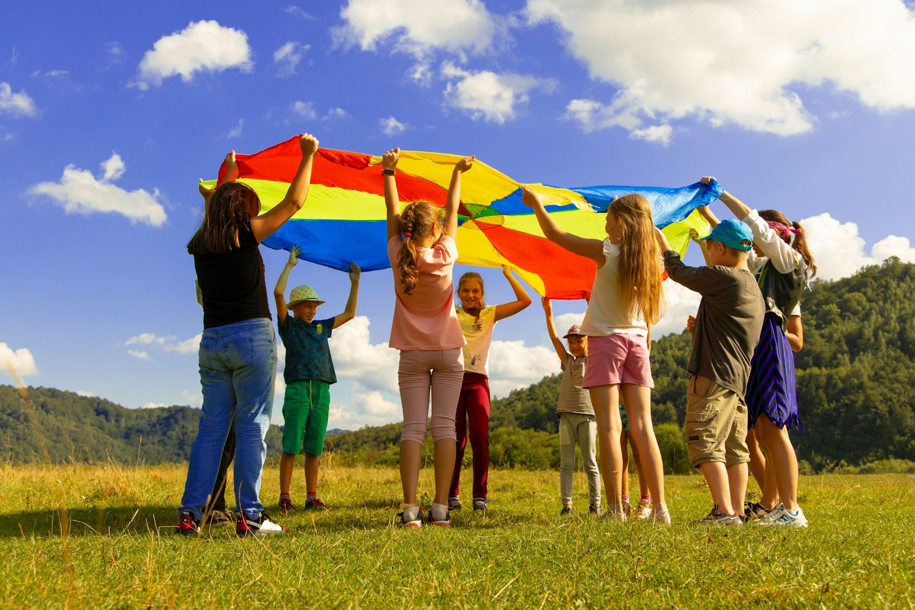 8 Cooperative Play Toys That Help Children Practice Sharing