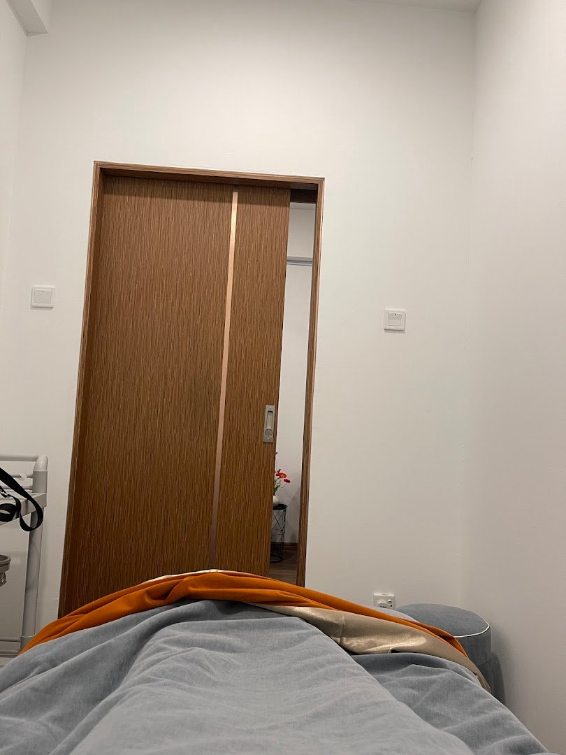 Photo 8 for Vogue Clinic