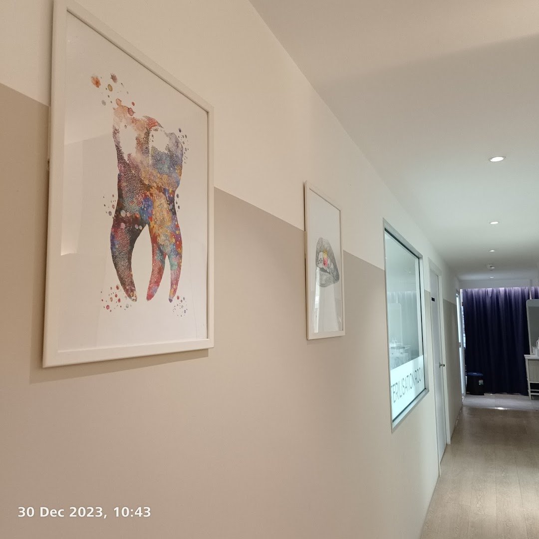 Photo 4 for Smile Up Dental Clinic • Puchong