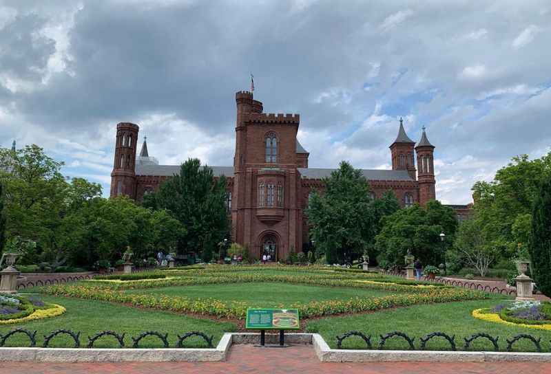 Smithsonian Institution Building