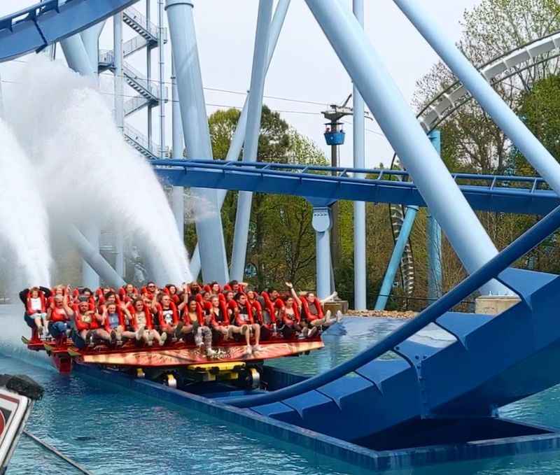 28 Best Amusement Parks In The World For A Fun-Filled Trip In 2023