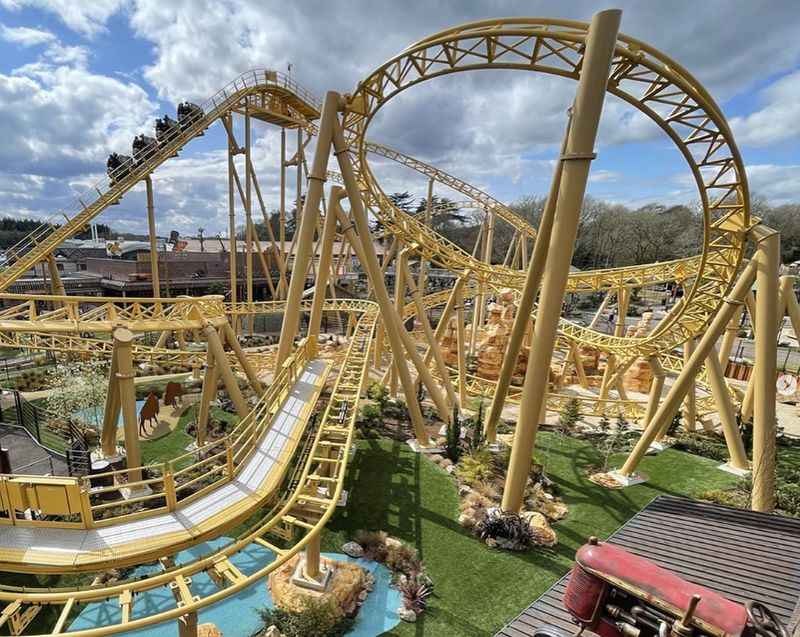 28 Best Amusement Parks In The World For A Fun-Filled Trip In 2023