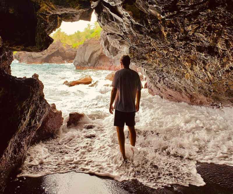 Wai'anapanapa State Park