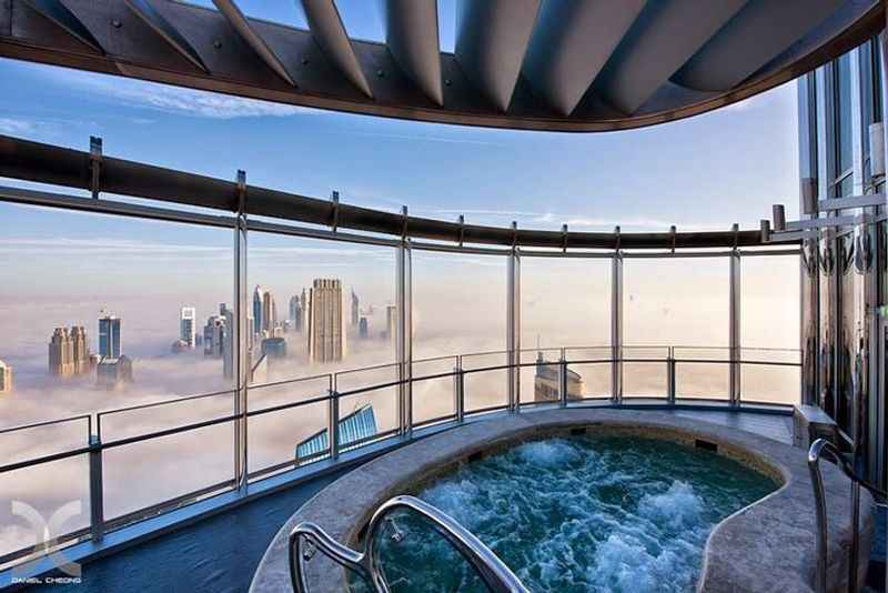 the view from the top of the hotel in dubai