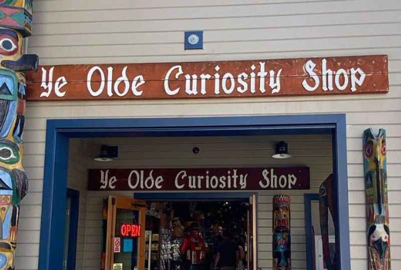 Ye Olde Curiosity Shop