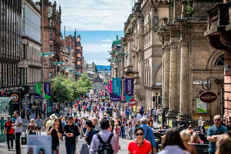 Unique and Fun Things to Do in Glasgow for Adults
