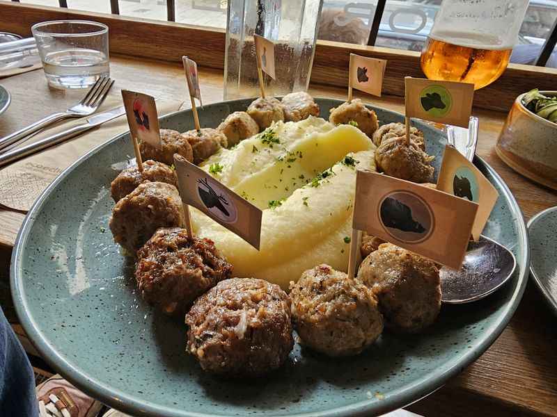 Meatballs for the People