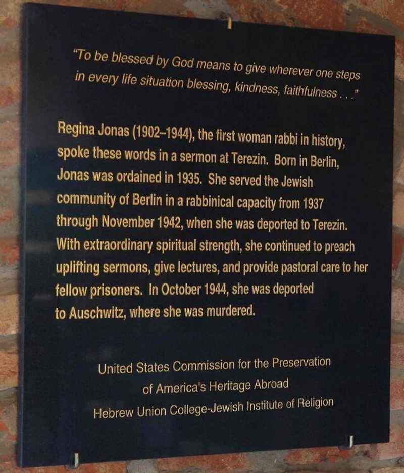 Plaque for Regina Jonas