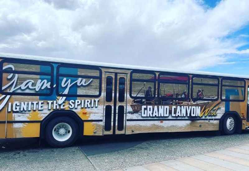 tour bus on las vegas