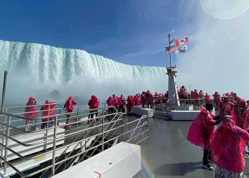  Maid of the Mist