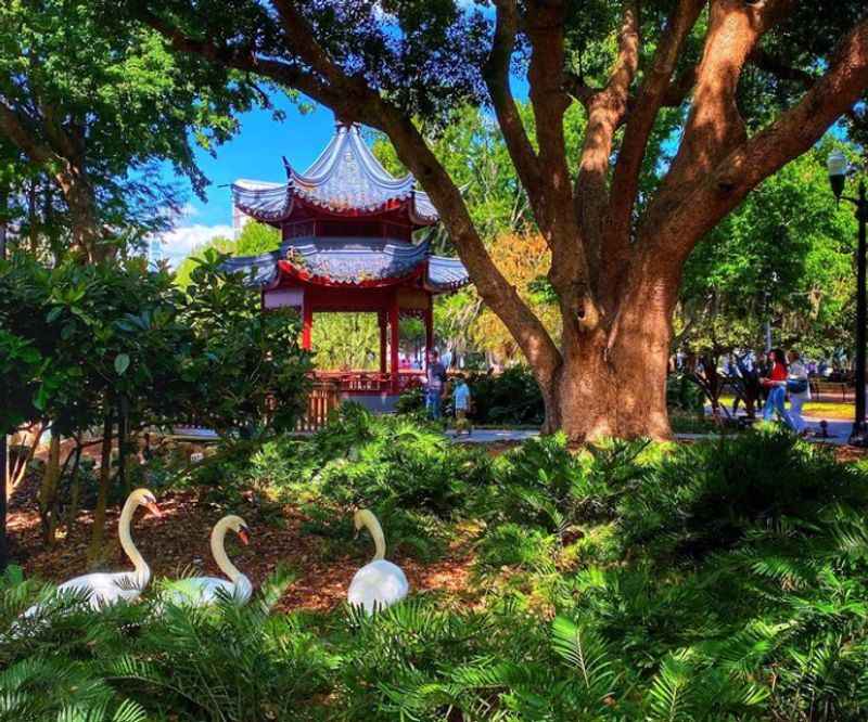 Lake Eola Park