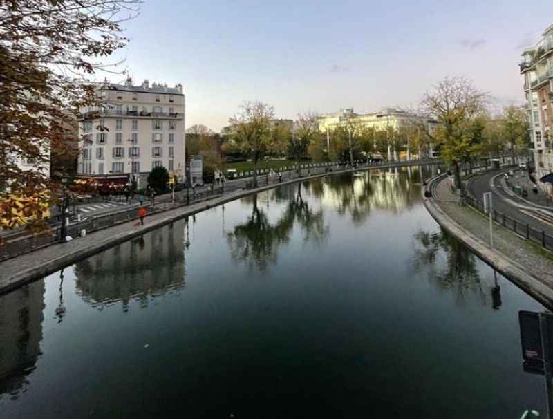 interesting place to visit in paris