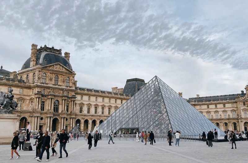 Louis Vuitton - An architectural treasure. Coinciding with