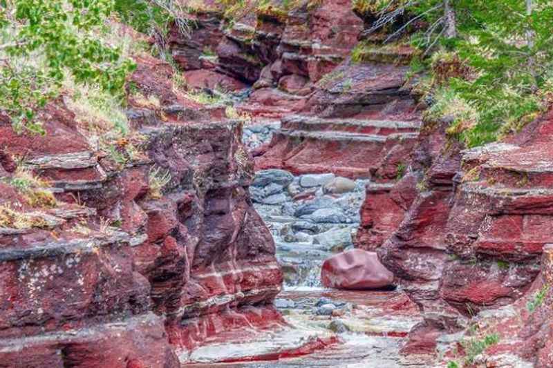 Beauty of Red Rock Canyon and the Excitement of the Strip on a Self-Guided Tour