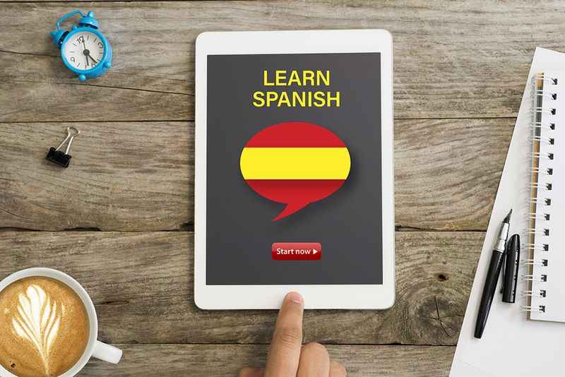 Learn spanish word and icon using tablet