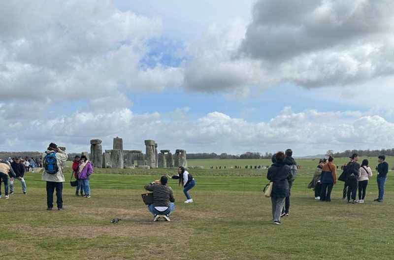 Stonehenge Comprehensive Small Group Tour