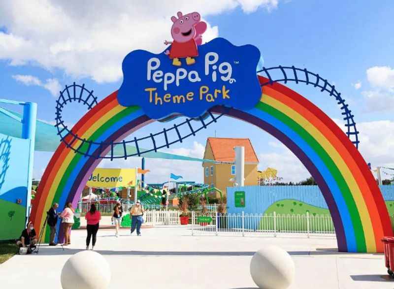 Peppa Pig Theme Park