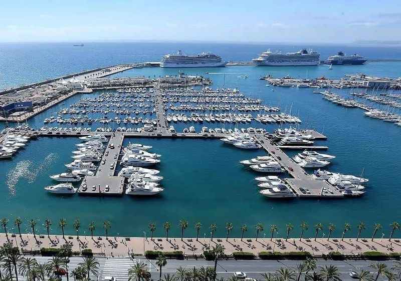 Yacht Marina