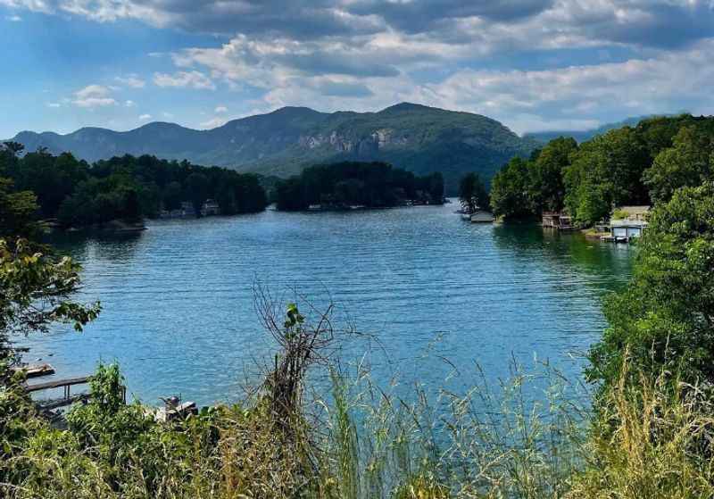  Lake Lure