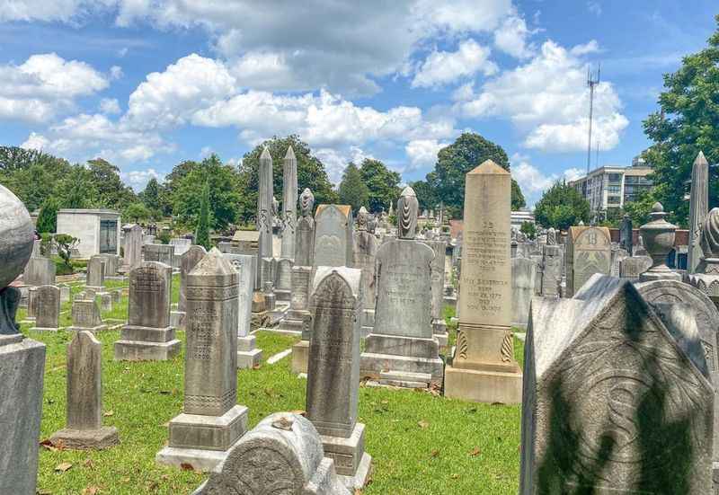  Oakland Cemetery