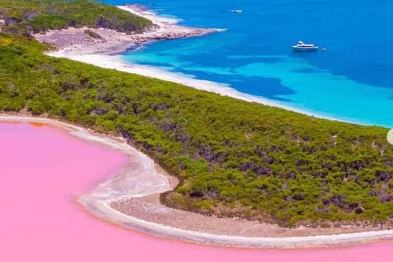 Lake Hillier