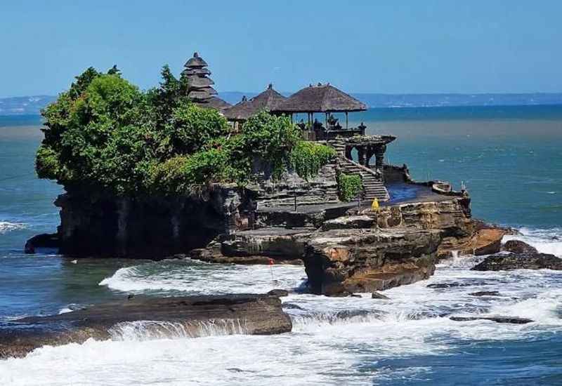 Tanah Lot Temple