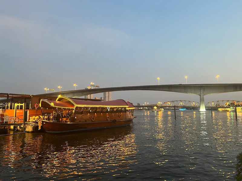 Manohra Dinner River Cruise