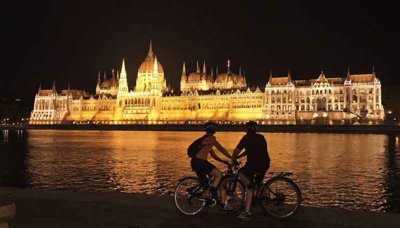 night time bike tour