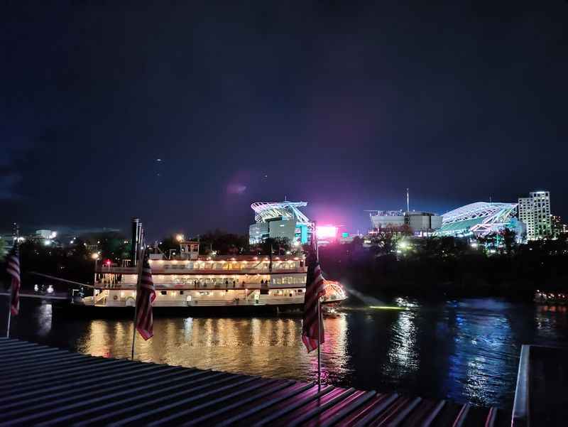 BB Riverboats