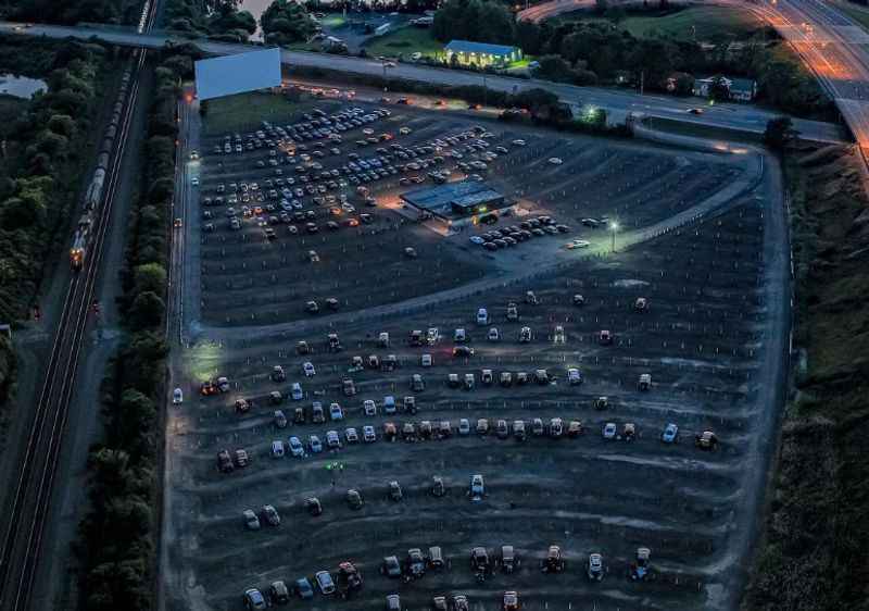 Aut-O-Rama Twin Drive-In Theatre