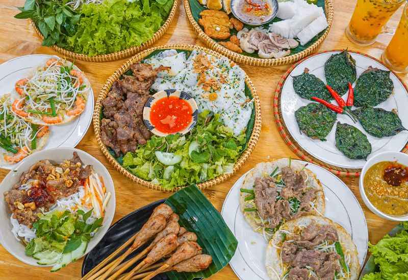 Authentic Vietnamese Street Food