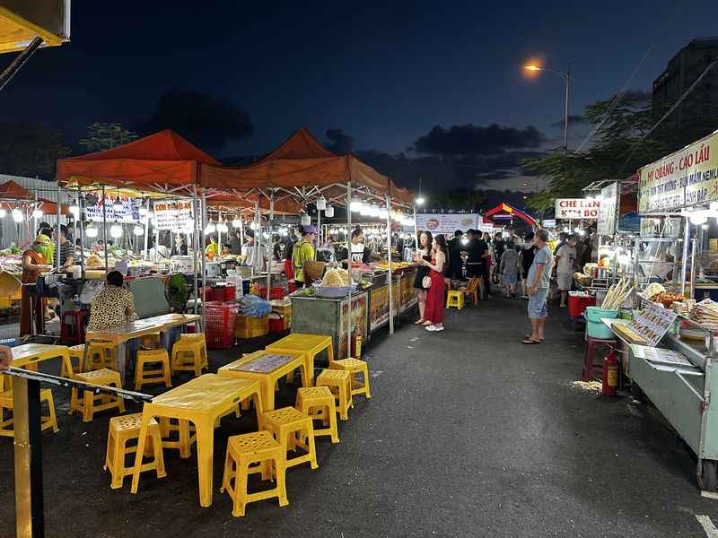 Da Nang Night Market