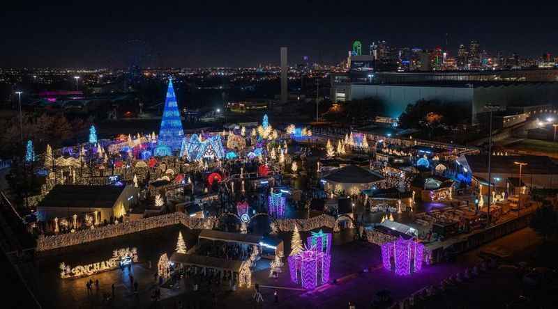 a view of the christmas lights at night