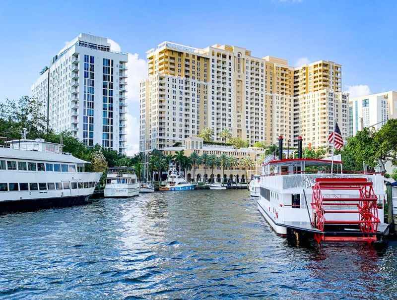 Canal Sightseeing Cruise